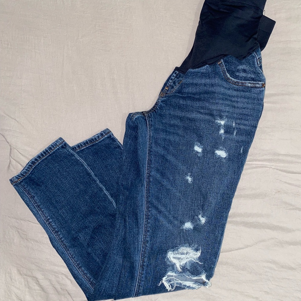 Maternity boyfriend jeans